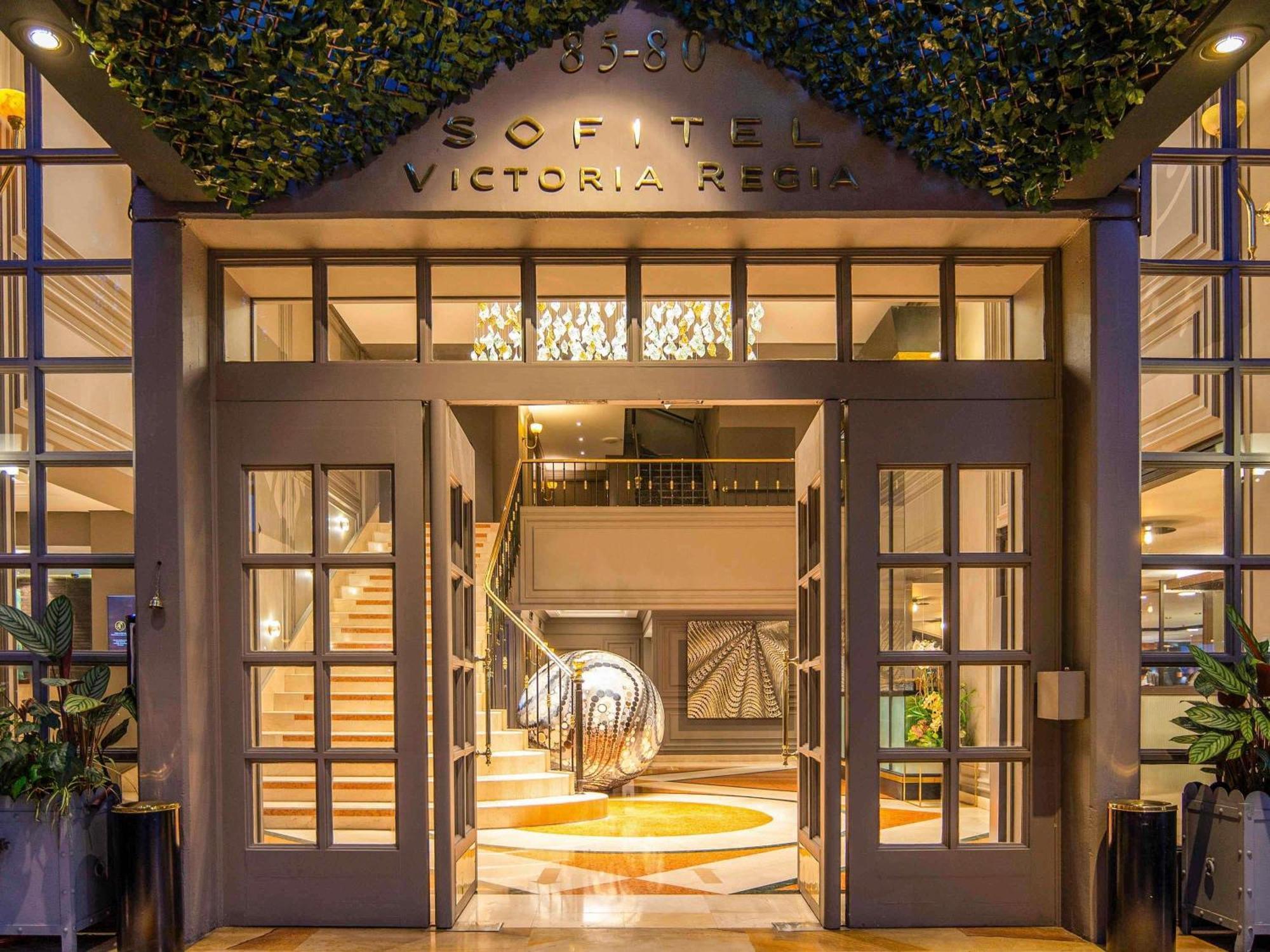 Hotel Sofitel Victoria Regia 5*